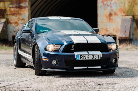 Ford Mustang SVO Shelby GT500 Design vezetés