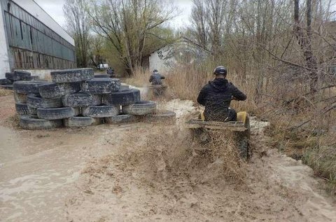 1,5 órás bányakaland quadokkal és terepjáróval