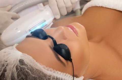 Bőrfiatalítás, rozácea és pigmentálódás kezelése