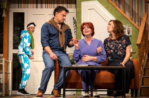 Rém rendes vendég a Játékszínben