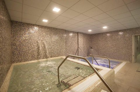 Nyárcsalogató wellness Egerben