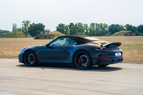 10 körös Porsche 911 Carrera GTS élményvezetés