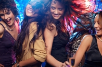 5 órás buliterem bérlés 30.000 Ft értékű italfogyasztással és egy 12 szeletes csokitortával