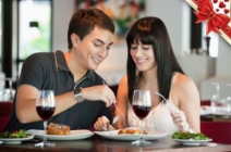 Romantikus vacsora édes kettesben! 2 személyes Mihályka Tál cigánypecsenyével, párizsi csirkemellel, sült sertéscsülökkel, rántott sajttal, rántott gombával, vegyes körettel