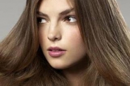 Dús hosszú haj! Hajfelvarrás 15.000 Ft helyett 6.900 Ft-ért a Miracle Szépségszalonban (összevágás + 1.000 Ft-ért)