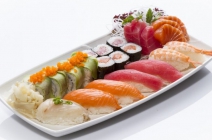 Élvezd az egzotikus japán ízeket! 28 db-os egyedi Kagawa sushi válogatás a belvárosban 

