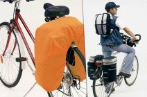 Kerékpáros táskák kormányra és csomagtartóra esővédő takaróval