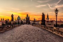 Ruccanjatok ki a cseh fővárosba! 3 nap, 2 éjszaka 2 fő részére félpanzióval, teniszpálya és asztalitenisz használattal Prágában