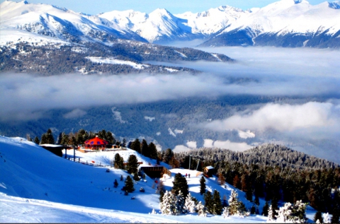 Téli kikapcsolódás az osztrák hegyekben