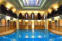 Napi belépő 1 fő részére a Corinthia Hotel Budapest***** wellness részlegébe szauna, gőzfürdő, jakuzzi, medence és fitness terem használattal