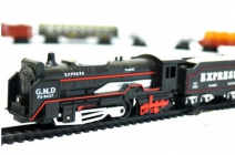 Rail King elemes vonat szett 1 db mozdonnyal, 3 db vagonnal, 2 db fával, 1 db állomás épülettel és sínekkel