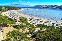 Irány a mesés horvát tengerpart! 3 éjszaka 2 fő részére félpanzióval, vacsorákhoz italfogyasztással Lopar-ban (június 13-tól, elő- és utószezonban, hétvégén is)