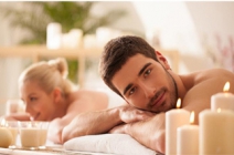 Lepd meg kedvesed Valentin-napra egy kis kényeztetéssel! Zeneterápiás páros élménymasszázs 60 percben relax testkezeléssel