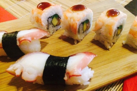 36 db-os sushi tál 2 személyre
