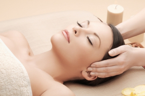 60 perces kínai fejmasszázs