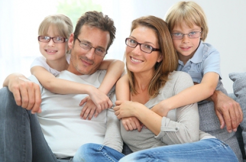 Exkluzív szemüveg Etnia Barcelona márkás kerettel