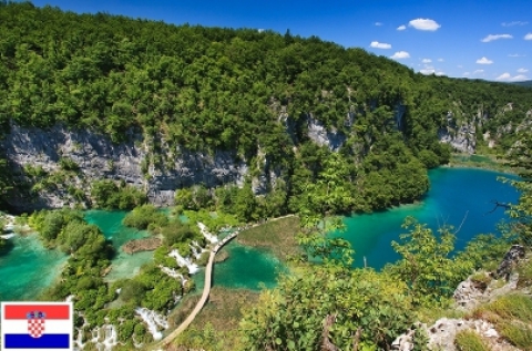 Buszos kirándulás a meseszép Plitvicei-tavakhoz