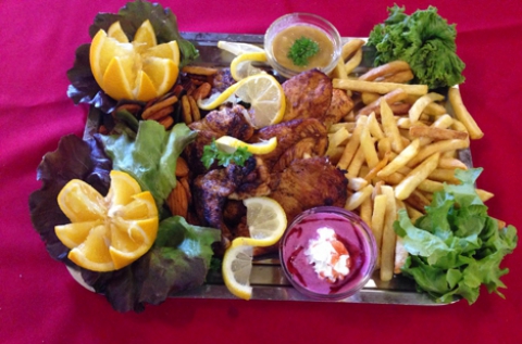 2 személyes grilltál vagy 4 személyes bőségtál