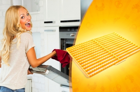 Tészta kiszúró rács sós és sajtos rudak készítéséhez