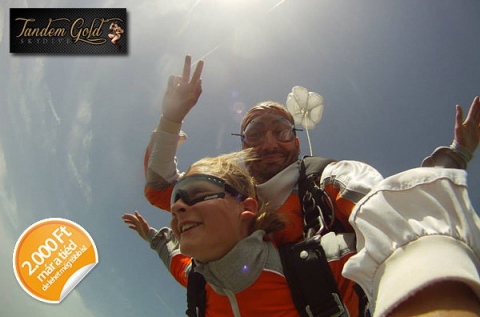 Ejtőernyős tandemugrás 4000 m-ről