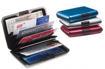 Tudd biztonságban az irataidat! Alu Wallet alumínium bankkártya- és irattartó ezüst, fekete, acélkék és bordó színekben