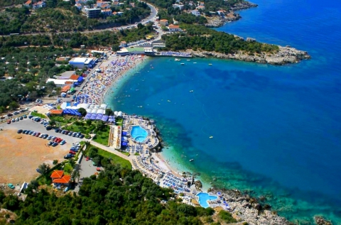 1 hetes tengerparti vakáció 4 főnek Montenegróban