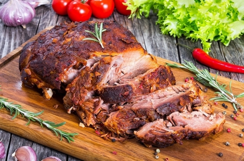 4 személyes nemzeti röfi tál