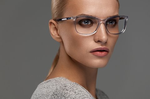 Komplett multifokális szemüveg látásvizsgálattal