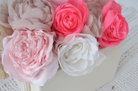 Textilvirág-készítő workshop
