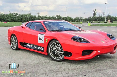 3 körös Ferrari 360 Modena replica élményvezetés