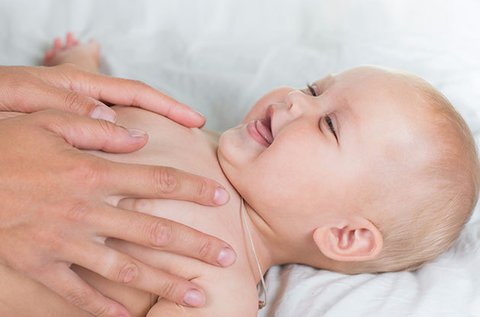 3 órás egyéni babamasszázs oktatás