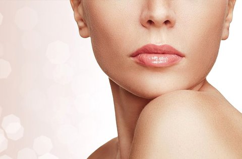 Hyaluronsavas szájfeltöltés az érzéki ajkakért