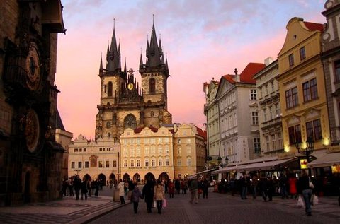 3 napos barangolás a varázslatos Prágában