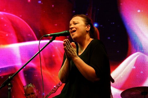 Náray Erika koncert a Hungarikum Élményházban