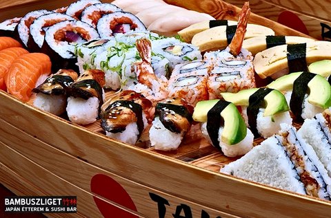 4 személyes sushi tál 50 db-os kóstolóhajóval