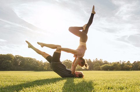 7 alkalmas, 120 perces kezdő akrojóga tanfolyam