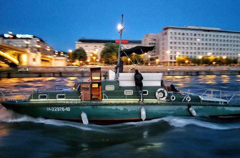 2 órás partyhajózás a Dunán akár 11 fő részére