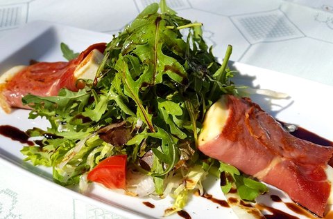 Ínycsiklandó 3 fogásos újévi menü 2 főre itallal