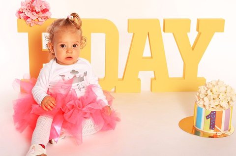 Gyermek szülinapi fotózás kellékekkel