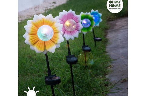 Oh My Home színes LED napelemes virág