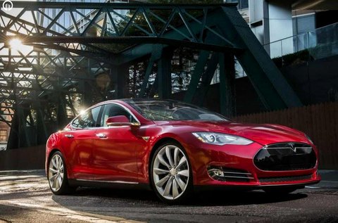 90 perces Tesla élményvezetés forgalomban