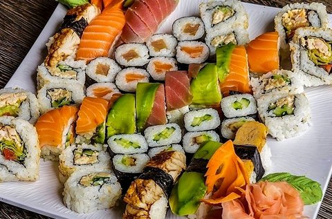 Páros sushi menü miso levessel, 38 db sushival