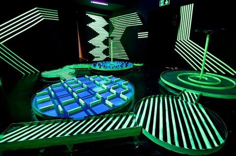 Izgalmas minigolf a belvárosban