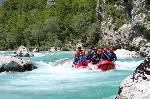 Vadvízi rafting és kanyoning Szlovéniában 1 főnek