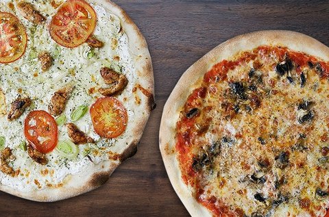 30 cm-es gluténmentes pizza 4 választható feltéttel