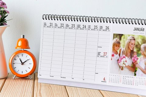 Egyedi fali-, asztali naptár vagy határidőnapló