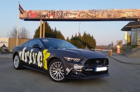 Száguldj Ford Mustang GT 5.0-val a Hungaroringen!