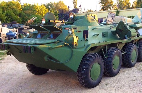 BTR 60 páncélozott szállító harcjármű vezetés