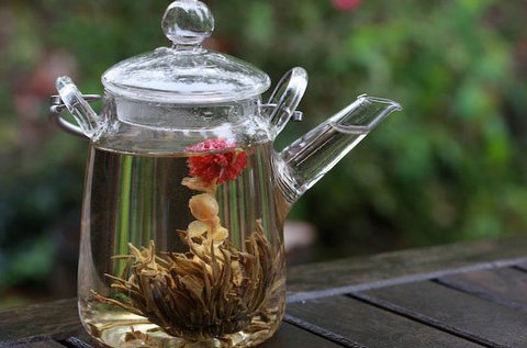 2 db virágzó tea díszcsomagolásban