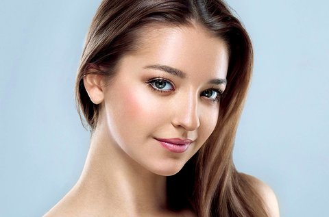 Mezopen kollagén indukciós terápia hyaluronsavval